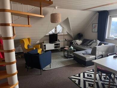Wohnung zur Miete 750 € 3 Zimmer 90 m² Geschoss 3/4 frei ab 01.08.2025 Michelstadt Michelstadt 64720