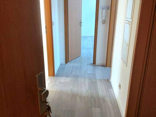 Wohnung zur Miete 440 € 2,5 Zimmer 73 m² frei ab sofort Ammerstraße 113 Mühlhausen Mühlhausen/Thüringen 99974