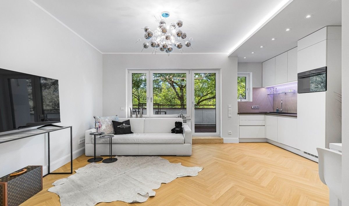 Penthouse zum Kauf 395.000 € 1 Zimmer 33 m²<br/>Wohnfläche Herzogpark München 81925