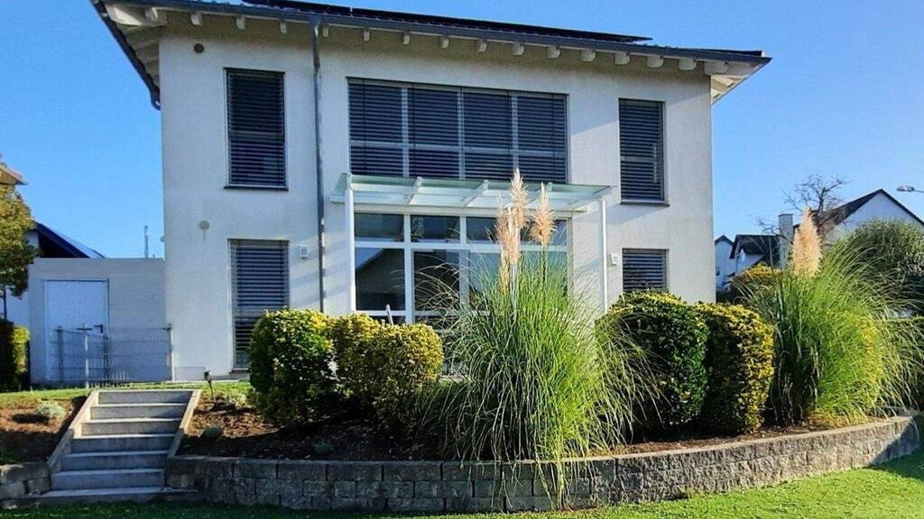 Villa zum Kauf 1.790.000 € 6 Zimmer 241 m² 497 m² Grundstück Gonzenheim Bad Homburg vor der Höhe 61352