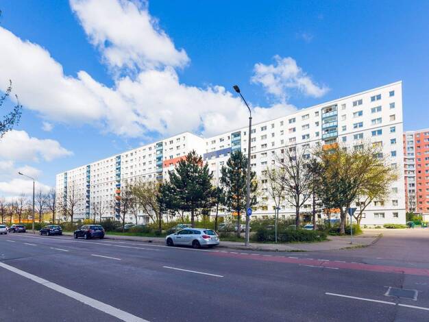 Wohnung zur Miete 294 € 3 Zimmer 55,6 m² 8. Geschoss Albert-Einstein-Straße 24 Nördliche Neustadt Halle (Saale) 06122