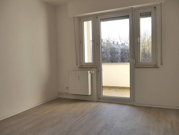 Wohnung zur Miete 477 € 2 Zimmer 53 m² 3. Geschoss frei ab 01.09.2026 Dunlopstraße 23 Hanau Hanau 63450