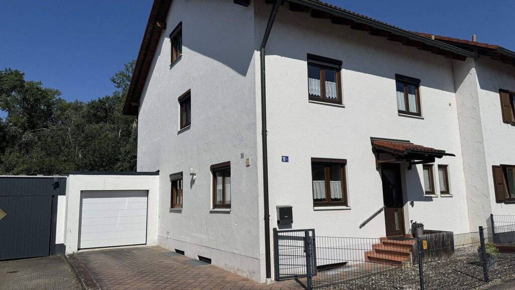 Doppelhaushälfte zum Kauf provisionsfrei 555.000 € 6 Zimmer 198 m² 200 m² Grundstück frei ab sofort Oberstimm 85077