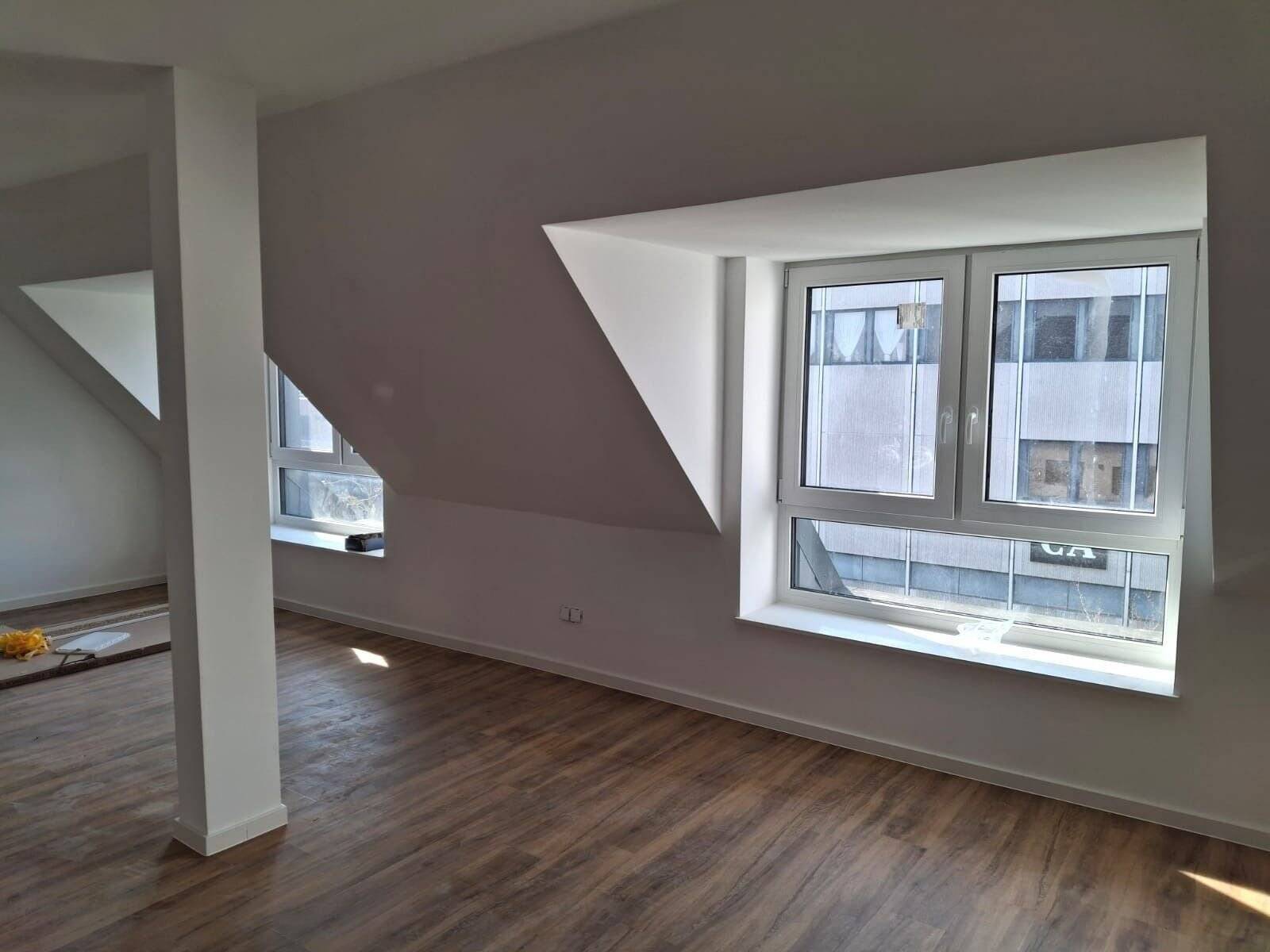 2 ZKDB in TOP Citylage im gemütlichen Dachgeschoß zu vermieten – Bgm.-Smidt-Str.49, 27568 Bremerhaven – Vorschaubild 2