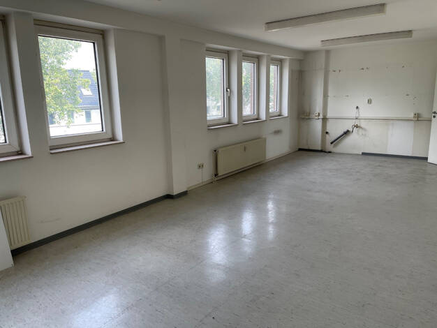 Bürofläche zur Miete provisionsfrei 2.580 € 516 m² Bürofläche Sankt Töniser Straße Kempener Feld/Baakeshof Krefeld 47803
