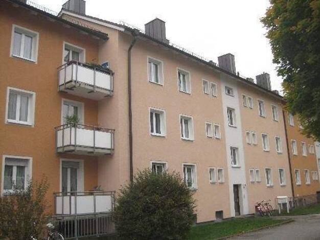 Wohnung zur Miete 996 € 3 Zimmer 70,2 m² 2. Geschoss frei ab 21.04.2026 Giessereistr. 35 Innenstadt Rosenheim 83022