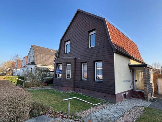 Mehrfamilienhaus zum Kauf 185.000 € 7 Zimmer 156,6 m² 984 m² Grundstück Sande 26452