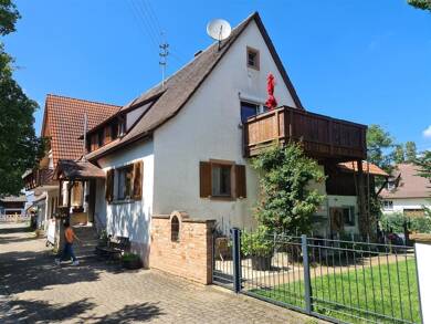 Einfamilienhaus zum Kauf 880.000 € 12 Zimmer 388 m² 582 m² Grundstück Ledergasse 3 Offnadingen Ehrenkirchen 79238