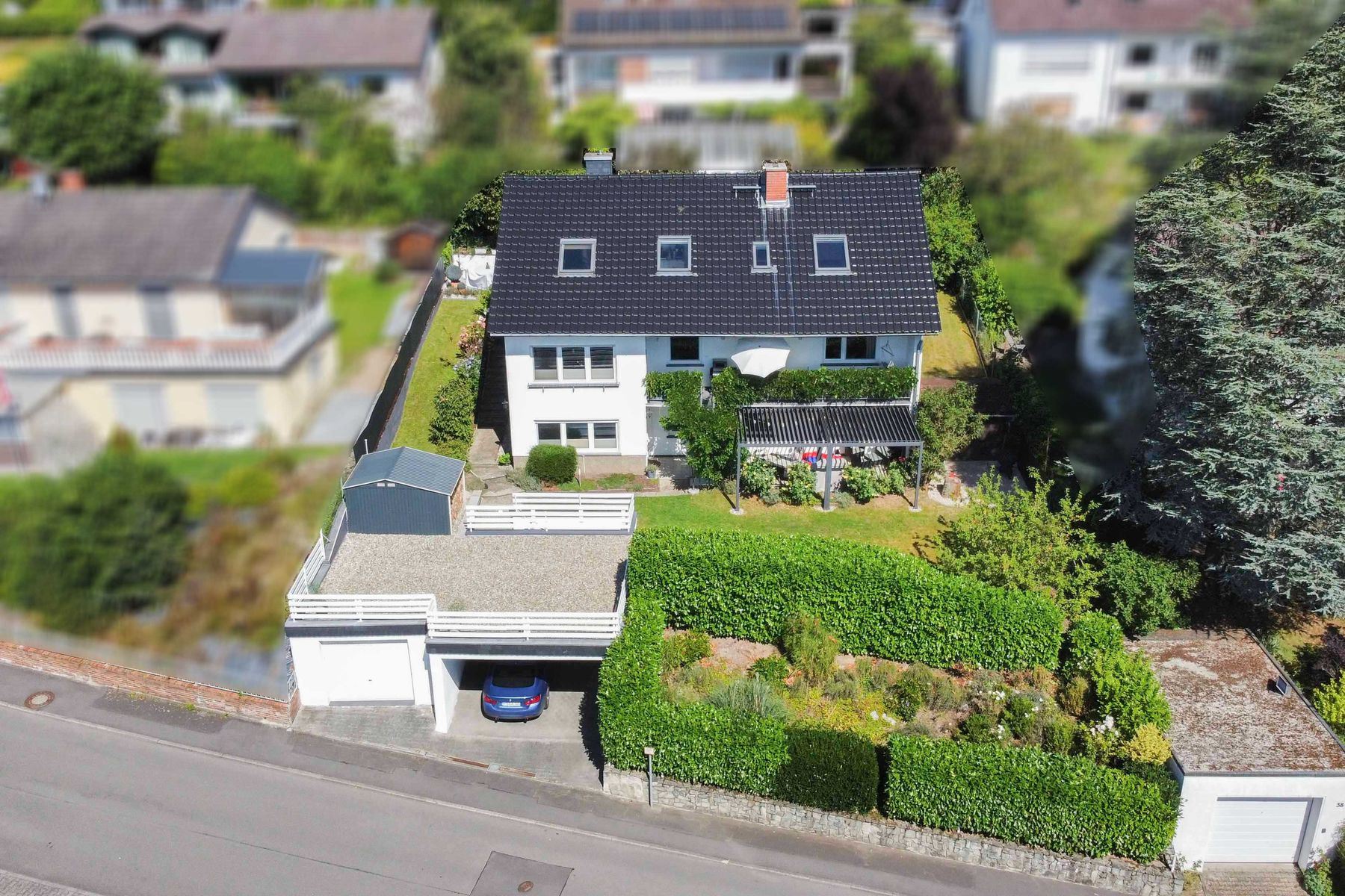 Mehrfamilienhaus zum Kauf als Kapitalanlage geeignet 689.000 € 8 Zimmer 372 m²<br/>Wohnfläche 681,2 m²<br/>Grundstück Ehlhalten Eppstein 65817