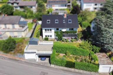 Mehrfamilienhaus zum Kauf als Kapitalanlage geeignet 689.000 € 8 Zimmer 372 m² 681,2 m² Grundstück Ehlhalten Eppstein 65817