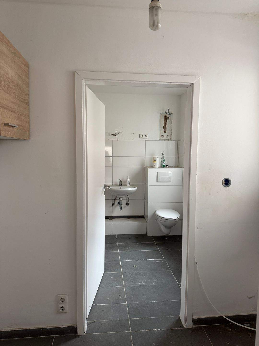 Immobilie in Krefeld - Sanierungsbedürftiges Reihenhaus in zentraler Lage von Krefeld - Bild 4