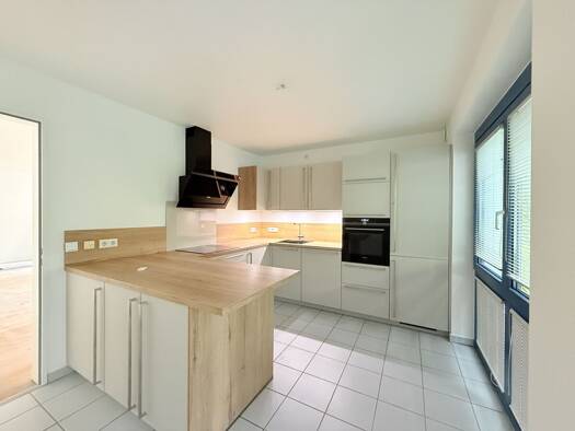 Wohnung zur Miete 1.350 € 3 Zimmer 104 m² 2. Geschoss frei ab 01.08.2026 Westerberg Osnabrück 49076