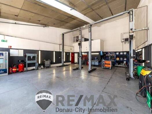 Werkstatt zur Miete 3.660 € 363 m² Lagerfläche Hagenbrunn 2201