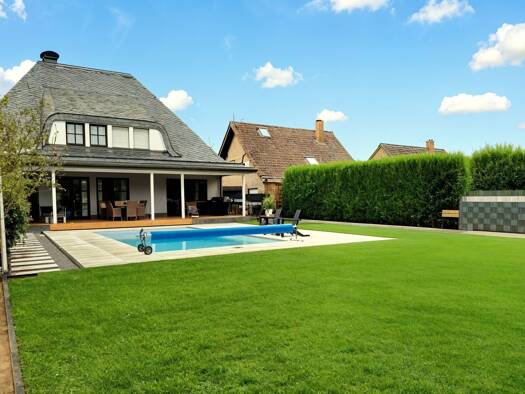 Villa zum Kauf 695.000 € 7 Zimmer 247 m² 826 m² Grundstück Wichterich Zülpich / Wichterich 53909