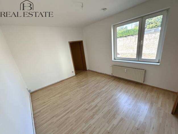 Wohnung zur Miete 282 € 3 Zimmer 51,3 m² frei ab sofort Welsleber Straße 20 Schönebeck 39218