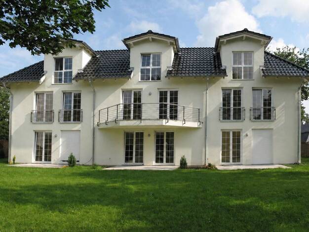 Reihenmittelhaus zum Kauf provisionsfrei 2.650.000 € 17,5 Zimmer 560 m² 1.000 m² Grundstück Karlshorst Lichtenberg 10318