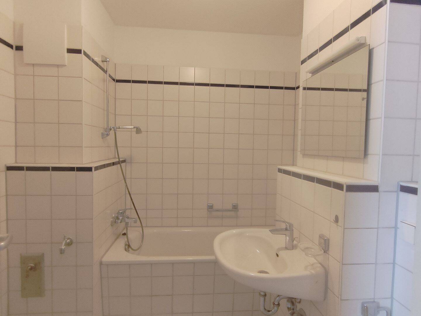 Property thumbnail 12