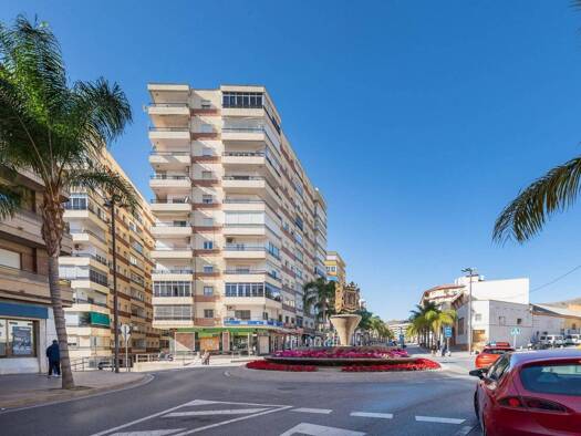 Wohnung zum Kauf 220.000 € 6 Zimmer 280 m² 1. Geschoss SALOBREÑA Motril 18600