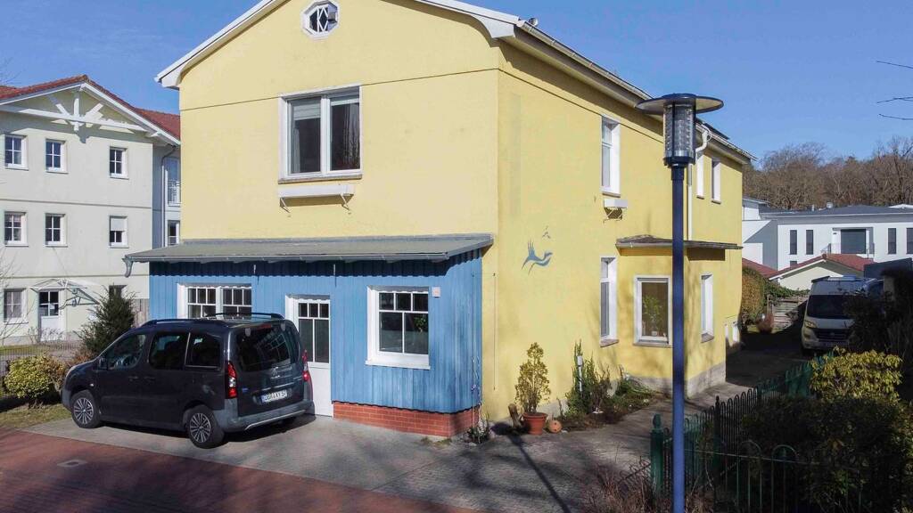 Mehrfamilienhaus zum Kauf als Kapitalanlage geeignet 525.000 € 8 Zimmer 220 m² 468,2 m² Grundstück Graal-Müritz 18181