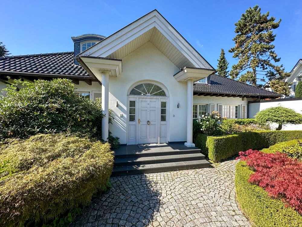 Villa zum Kauf 4.300.000 € 9 Zimmer 363 m²<br/>Wohnfläche 1.498 m²<br/>Grundstück Wahlbezirk 19 Bad Homburg 61350