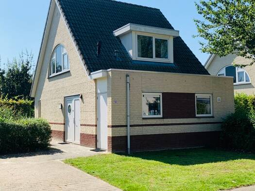 Haus zum Kauf 225.000 € 4 Zimmer 100 m² 399 m² Grundstück Maasgouw 6097