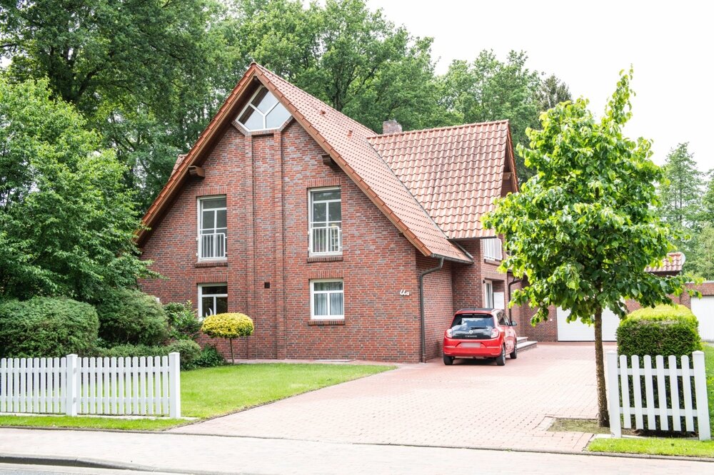 Einfamilienhaus zum Kauf 399.000 € 7 Zimmer 191 m²<br/>Wohnfläche 1.700 m²<br/>Grundstück Elisabethfehn Barßel / Elisabethfehn 26676