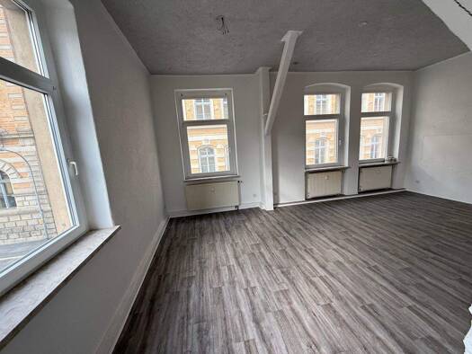 Wohnung zur Miete 650 € 4 Zimmer 115 m² 1. Geschoss Gotthold-Roth-Straße 6 Greiz Greiz 07973