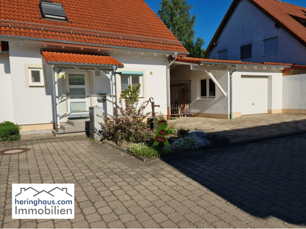 Doppelhaushälfte zum Kauf 395.000 € 5 Zimmer 150 m² 329 m² Grundstück frei ab sofort Kugelwasen 1 Felldorf Starzach 72181