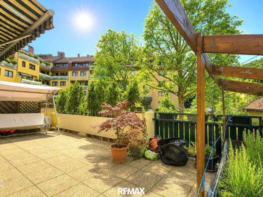 Wohnung zum Kauf 299.000 € 4 Zimmer 95 m² Mühlhofstraße Senftenberg 3500