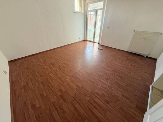 Wohnung zur Miete 552 € 3 Zimmer 92 m² 2. Geschoss frei ab sofort Leuna 06237