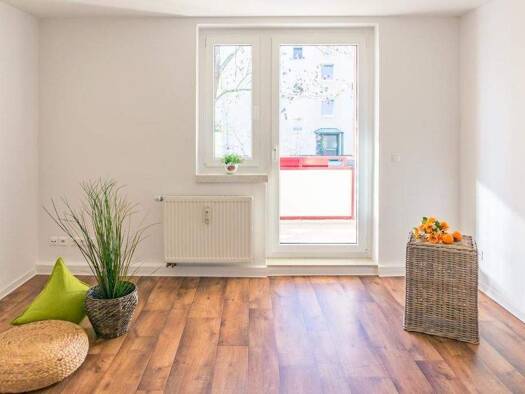 Wohnung zur Miete 360 € 3 Zimmer 59,6 m² 1. Geschoss frei ab 01.06.2026 Kirchhoffstr. 32e Siegmar Chemnitz 09117