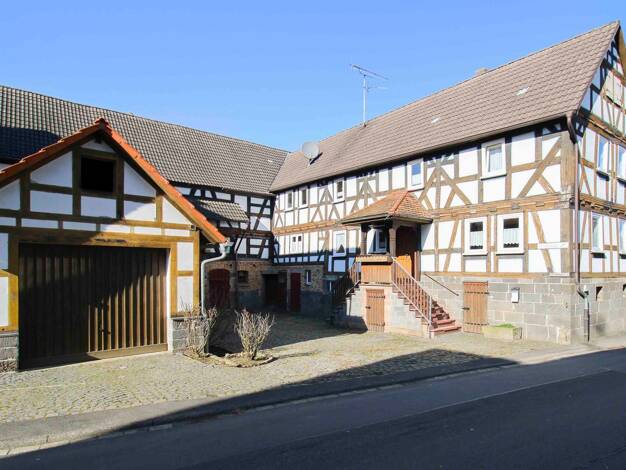 Einfamilienhaus zum Kauf 229.000 € 5 Zimmer 162,2 m² 794,2 m² Grundstück Wermertshausen Ebsdorfergrund 35085