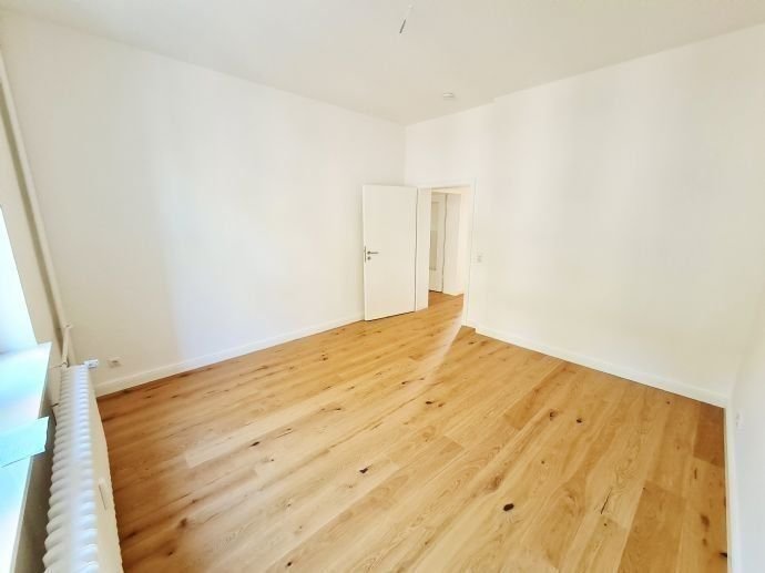 Wohnung zur Miete 584 € 2 Zimmer 73 m²<br/>Wohnfläche 1.<br/>Geschoss Friedenstr. 50 Dellviertel Duisburg 47053