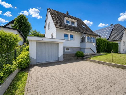 Einfamilienhaus zum Kauf 289.000 € 5 Zimmer 121,5 m² 494 m² Grundstück frei ab sofort Stadtgebiet St. Georgen 78112