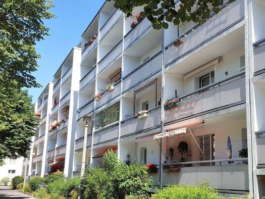 Wohnung zur Miete 310 € 2 Zimmer 56 m² 4. Geschoss Prof.-Wagenfeld-Ring 9 Weißwasser/O.L. 02943