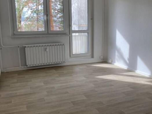 Wohnung zur Miete 435 € 4 Zimmer 79,8 m² 5. Geschoss frei ab 25.09.2026 Turnvater-Jahn-Straße 27 Stadtilm 99326