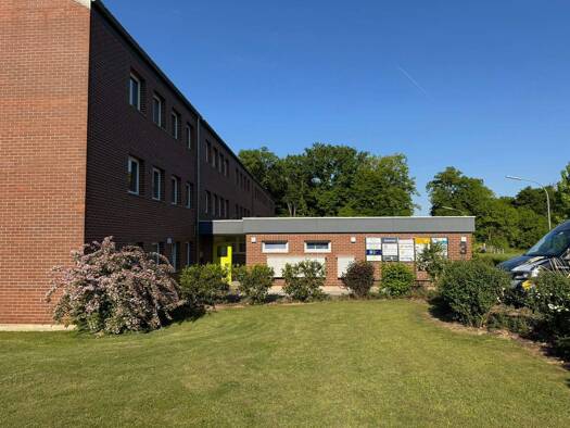 Bürokomplex zur Miete provisionsfrei 485 € 2 Zimmer 42 m² Bürofläche Von Richthofen Str. 3 Giebelstadt 97232