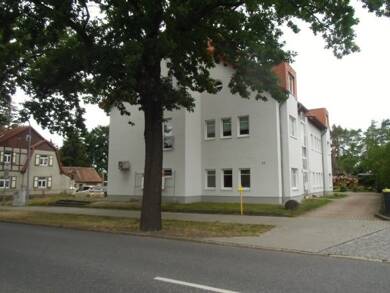 Wohnung zur Miete 400 € 2 Zimmer 69 m² EG frei ab sofort Hoyerswerdaer Straße Bernsdorf Bernsdorf 02994