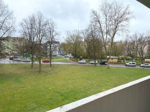 Wohnung zur Miete 850 € 2 Zimmer 54 m² Geschoss 2/9 frei ab 01.08.2026 Hardhöhe Fürth 90766