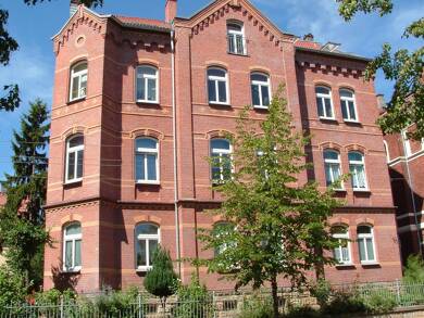 Wohnung zur Miete 306 € 2 Zimmer 47 m² Dachgeschoss frei ab sofort 18.-März-Straße 43 Gotha Gotha 99867