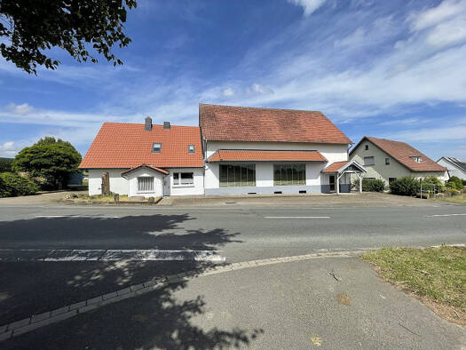 Wohn- und Geschäftshaus zum Kauf als Kapitalanlage geeignet 325.000 € 6 Zimmer 870 m² 1.541 m² Grundstück Rothenuffeln Hille 32479