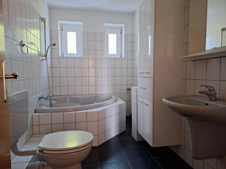 Wohnung zur Miete 995 € 4,5 Zimmer 118 m² 2. Geschoss Im Neerfeld 18 Frintrop Essen 45359