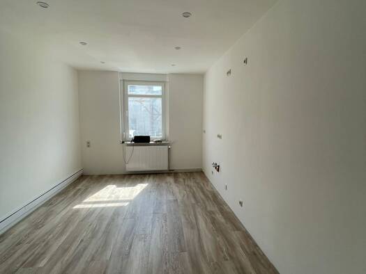 Wohnung zur Miete 282 € 1 Zimmer 47 m² Geschoss EG/3 frei ab sofort Berliner Straße 113 Weißwasser/O.L. 02943