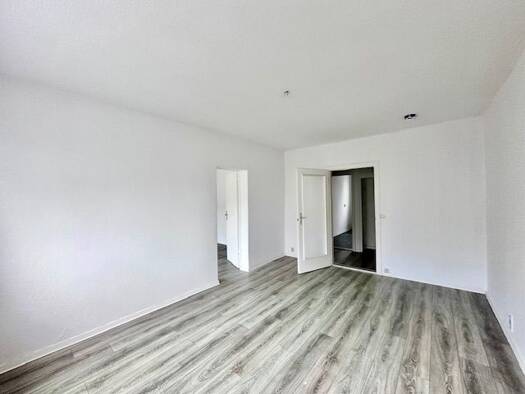 Wohnung zur Miete 411 € 3 Zimmer 60,8 m² EG frei ab 15.10.2025 Möllnsche Straße 24 Zarrentin 19246