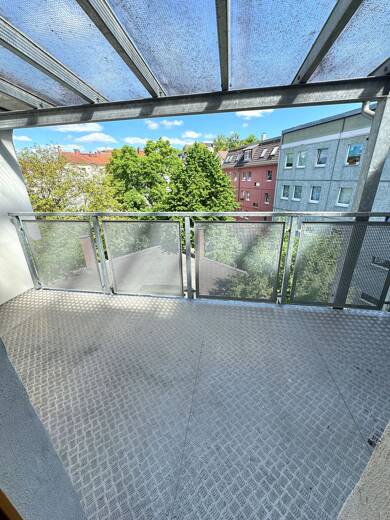 Wohnung zur Miete 492 € 3 Zimmer 81,8 m² Dachgeschoss, 4. Geschoss frei ab sofort Ziegelberg Ostviertel Gera 07545