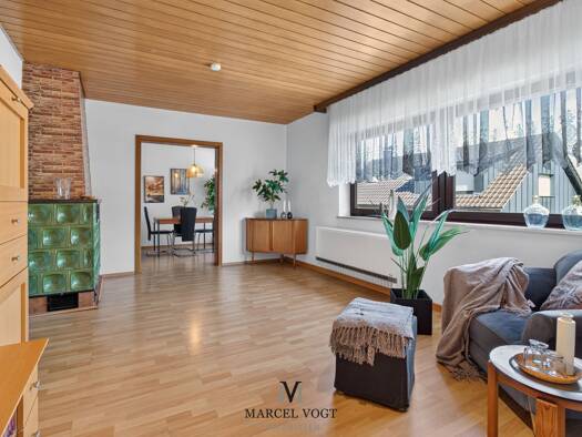 Einfamilienhaus zum Kauf 284.000 € 7 Zimmer 133,9 m² 264 m² Grundstück Aich Aichtal 72631