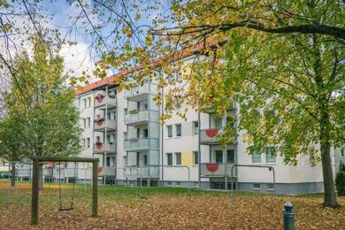Wohnung zur Miete 399 € 2 Zimmer 65,9 m² 3. Geschoss Keplerstr. 61 Siegmar Chemnitz 09117