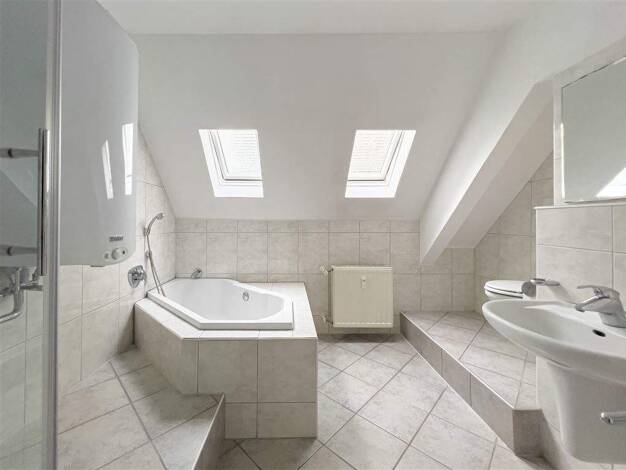 Wohnung zur Miete 1.100 € 2 Zimmer 75 m² 3. Geschoss frei ab sofort Büderich Meerbusch 40667