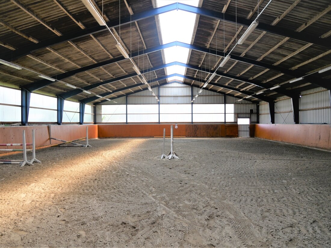 Bauernhaus zum Kauf 1.700.000 € 13 Zimmer 333,6 m²<br/>Wohnfläche 93.000 m²<br/>Grundstück Nordhastedt 25785