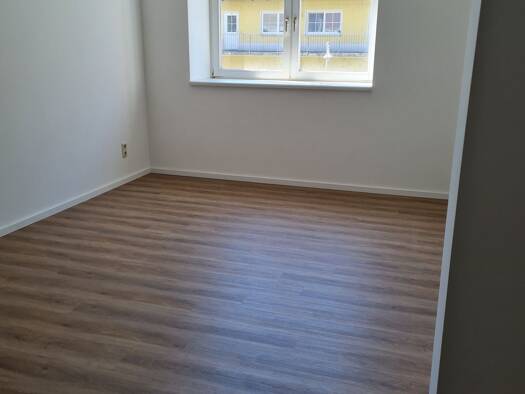 Studio zur Miete 230 € 2 Zimmer 45,9 m² Neumark Neumark 08496